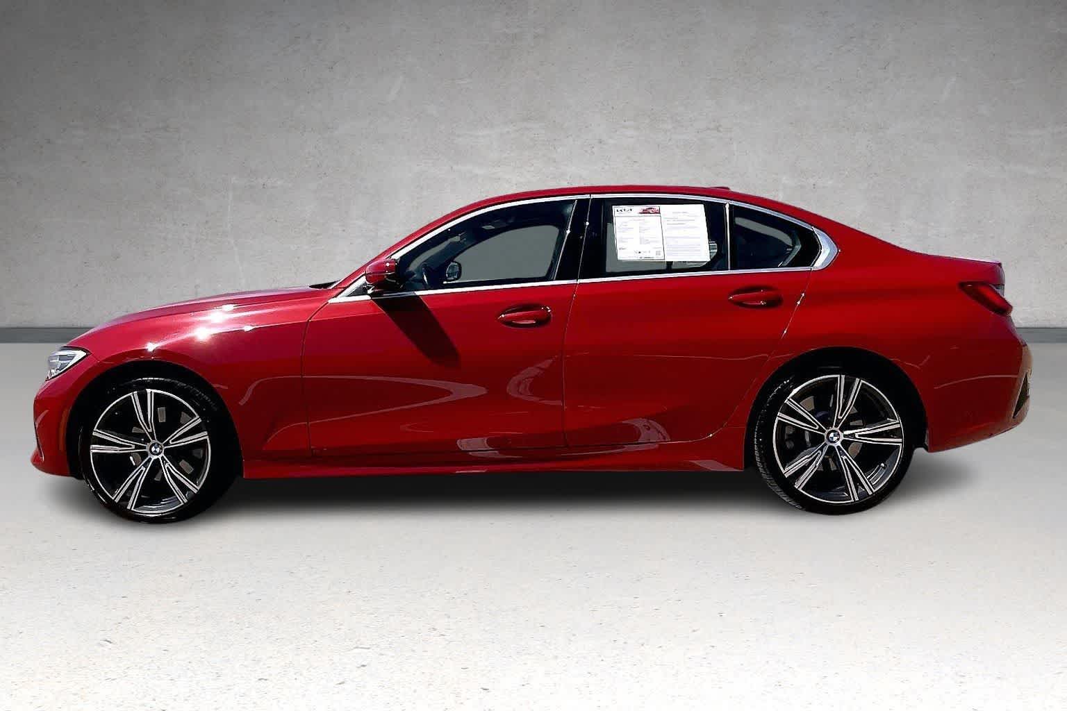 Thumbnail: 2021 BMW 3 Series - 3