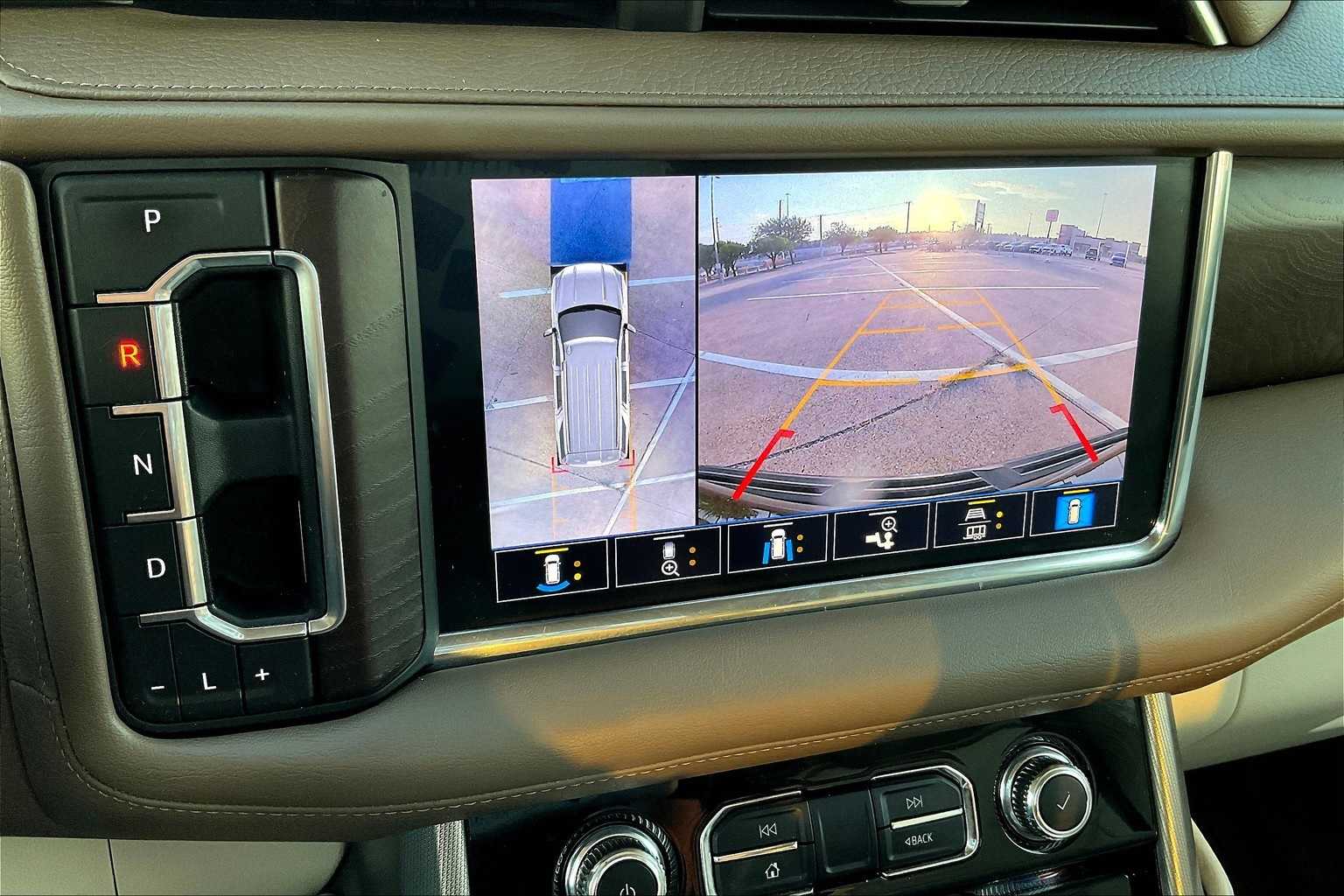 Thumbnail: 2021 GMC Yukon - 26