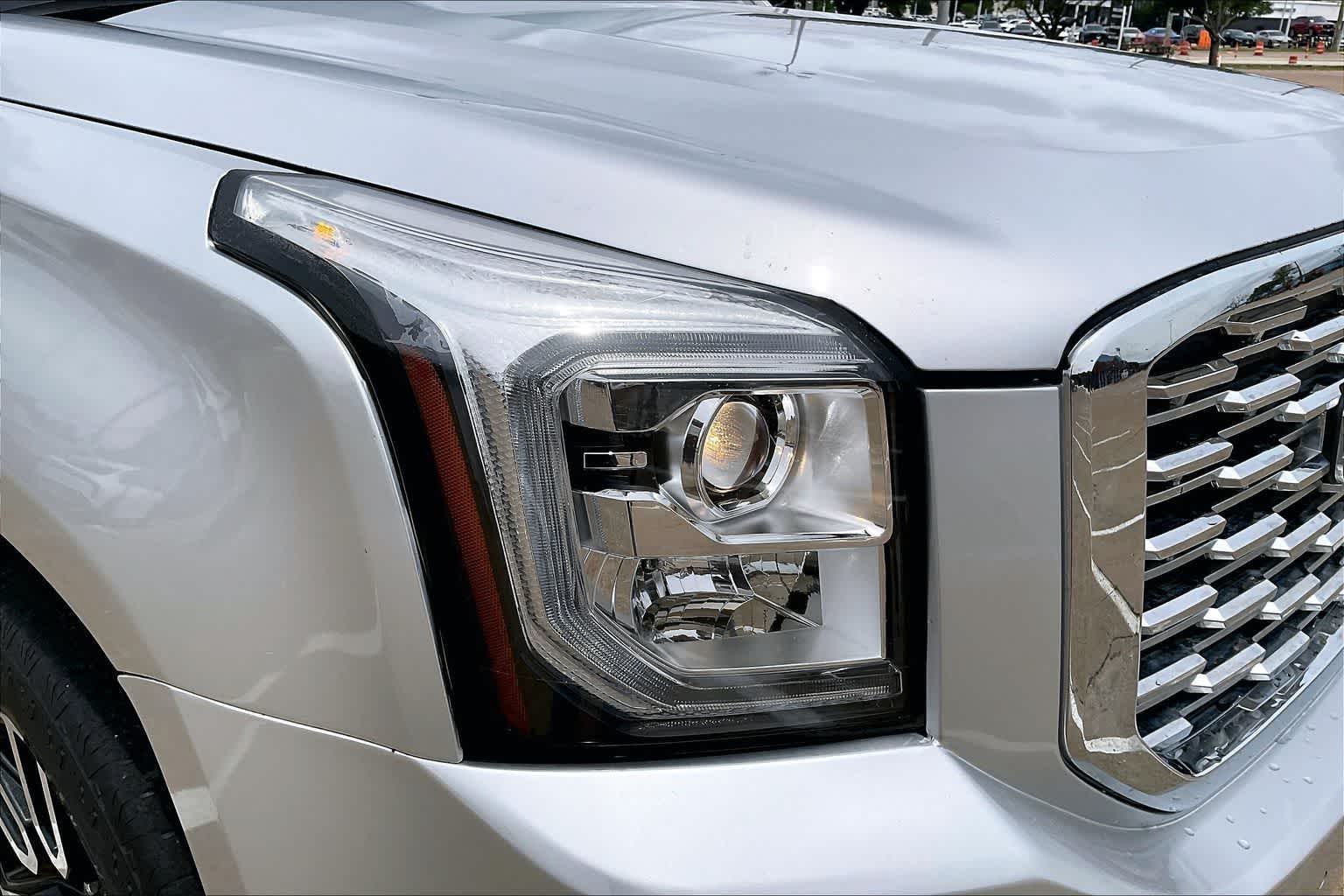 Thumbnail: 2015 GMC Yukon - 29