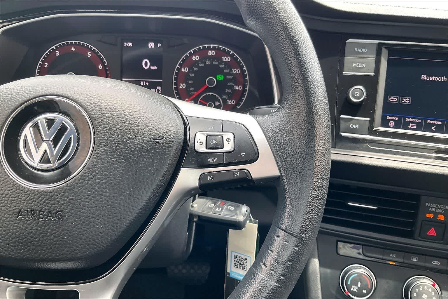 Thumbnail: 2019 Volkswagen Jetta - 24