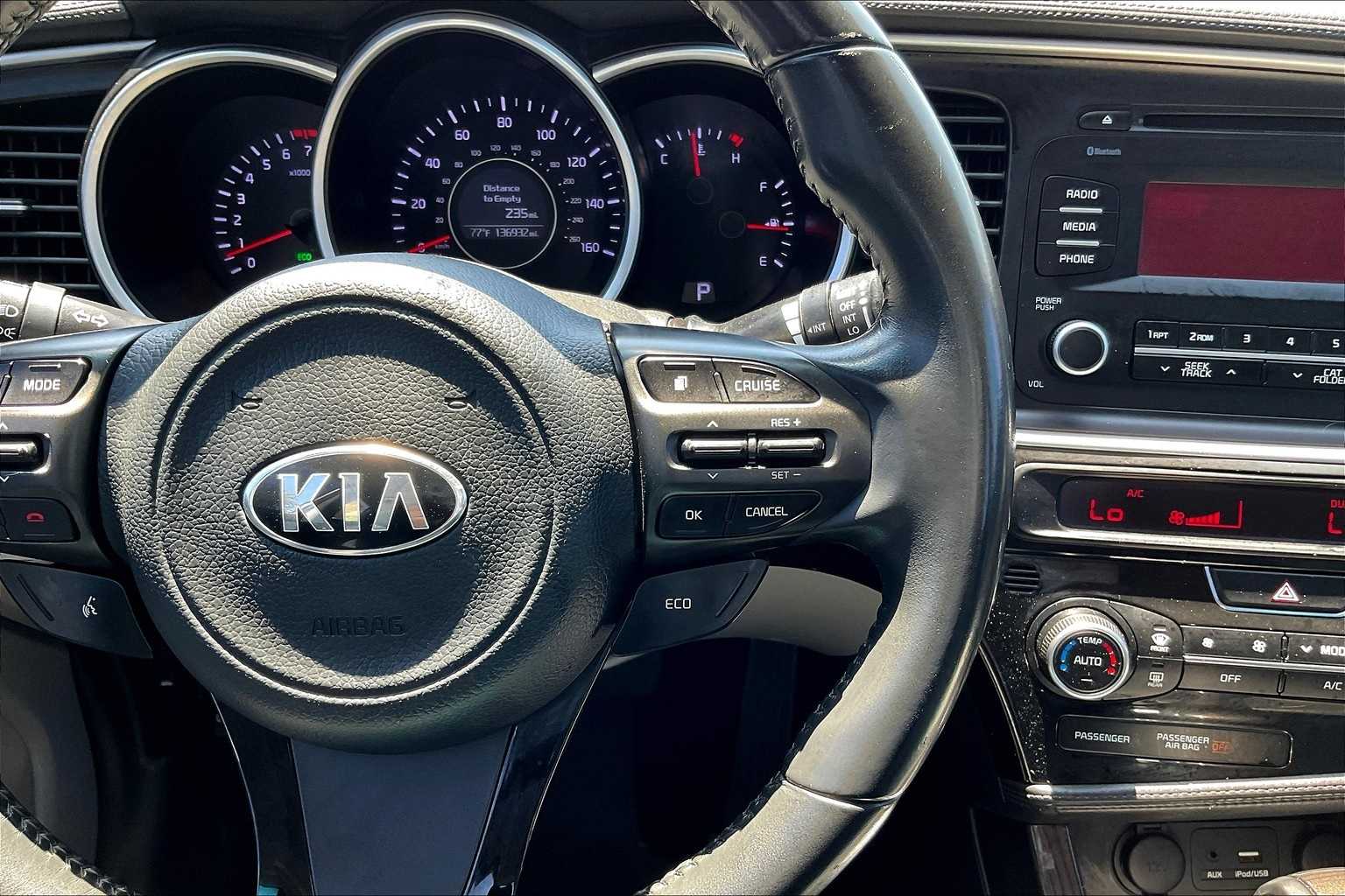 Thumbnail: 2015 Kia Optima - 25