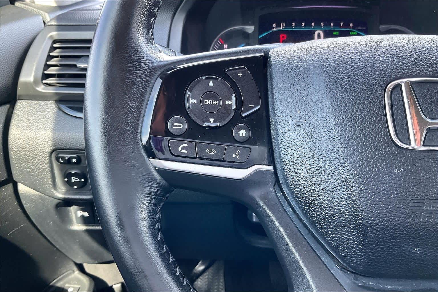 Thumbnail: 2020 Honda Pilot - 23