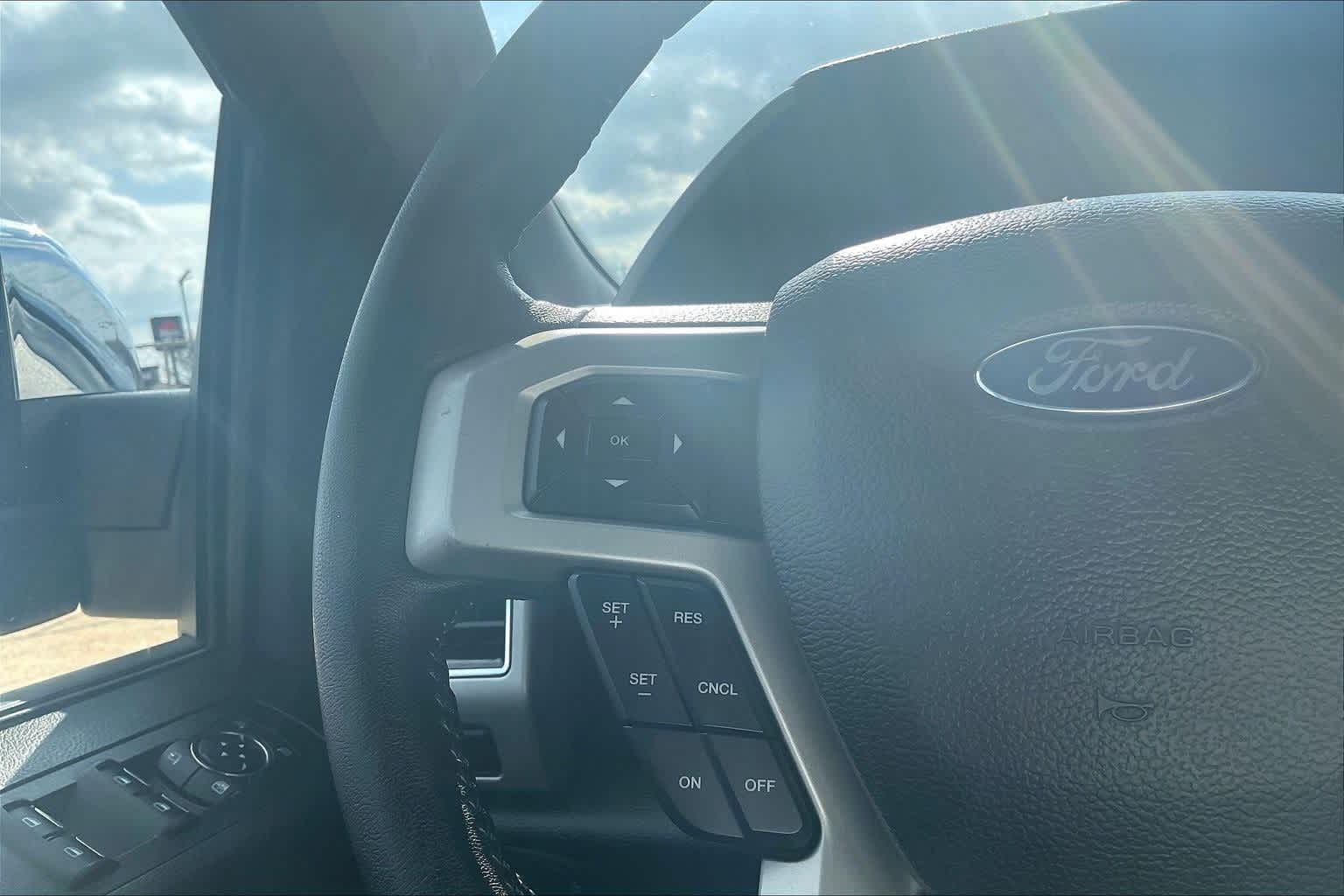 Thumbnail: 2019 Ford F-150 - 24