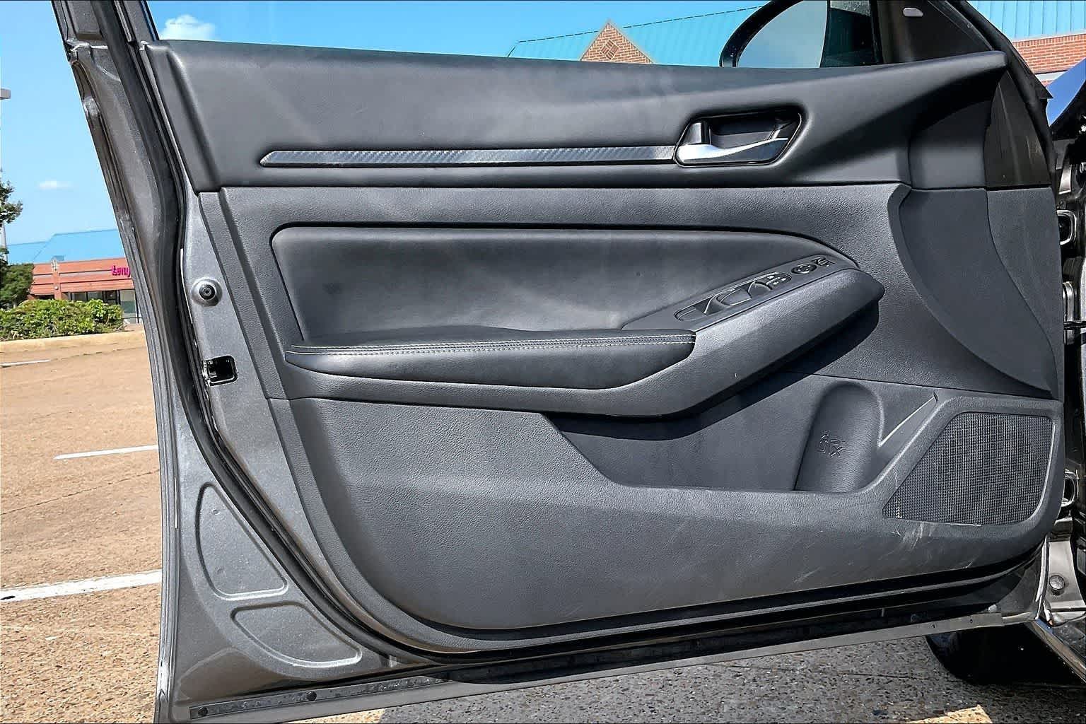Thumbnail: 2025 Nissan Altima - 25