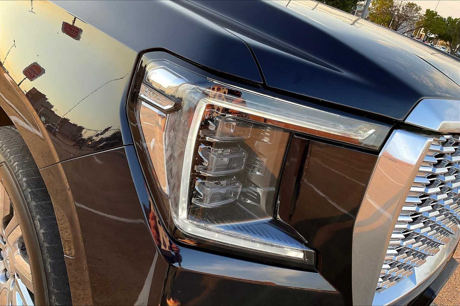 Thumbnail: 2021 GMC Yukon - 31