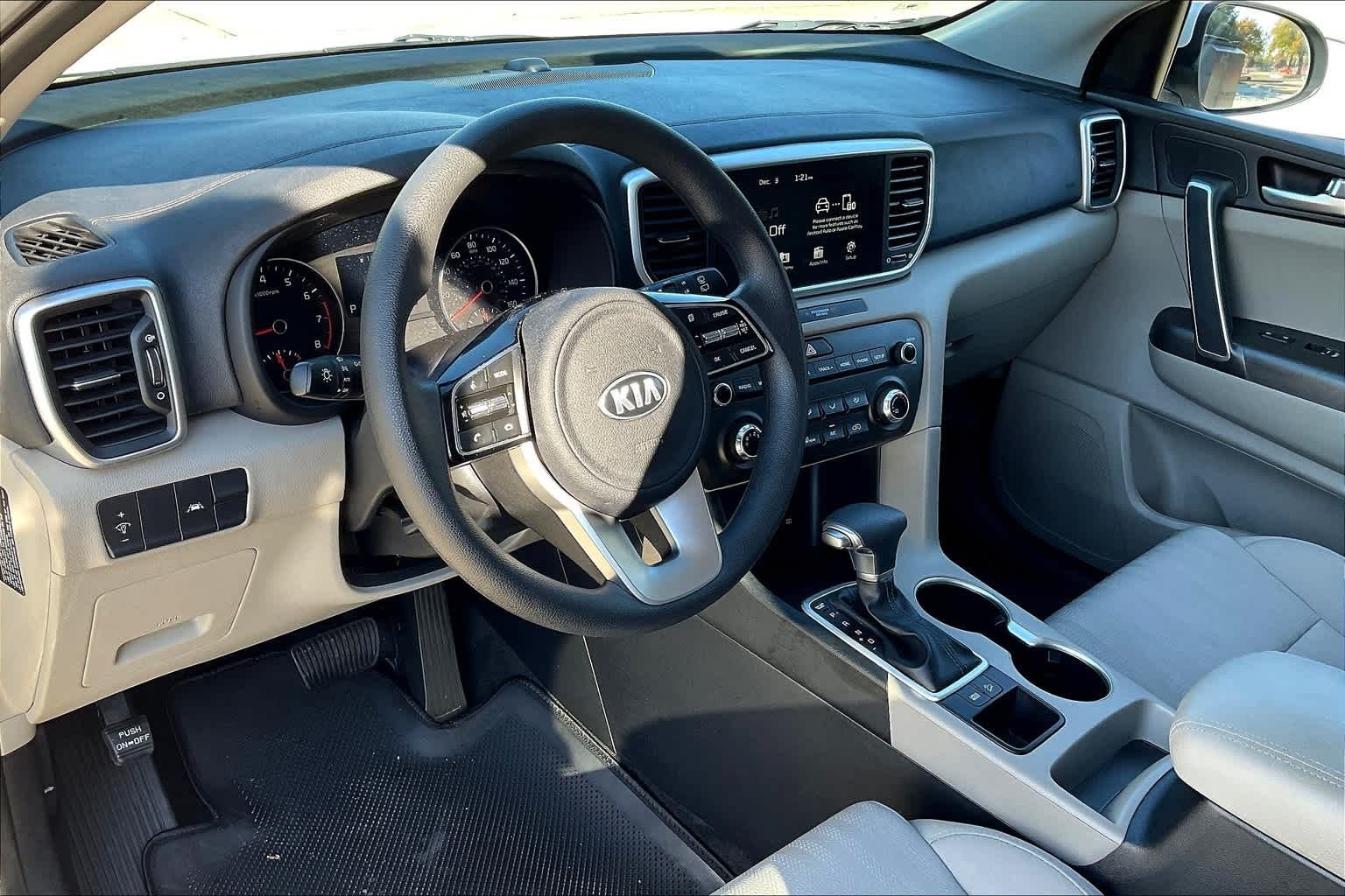 Thumbnail: 2022 Kia Sportage - 2