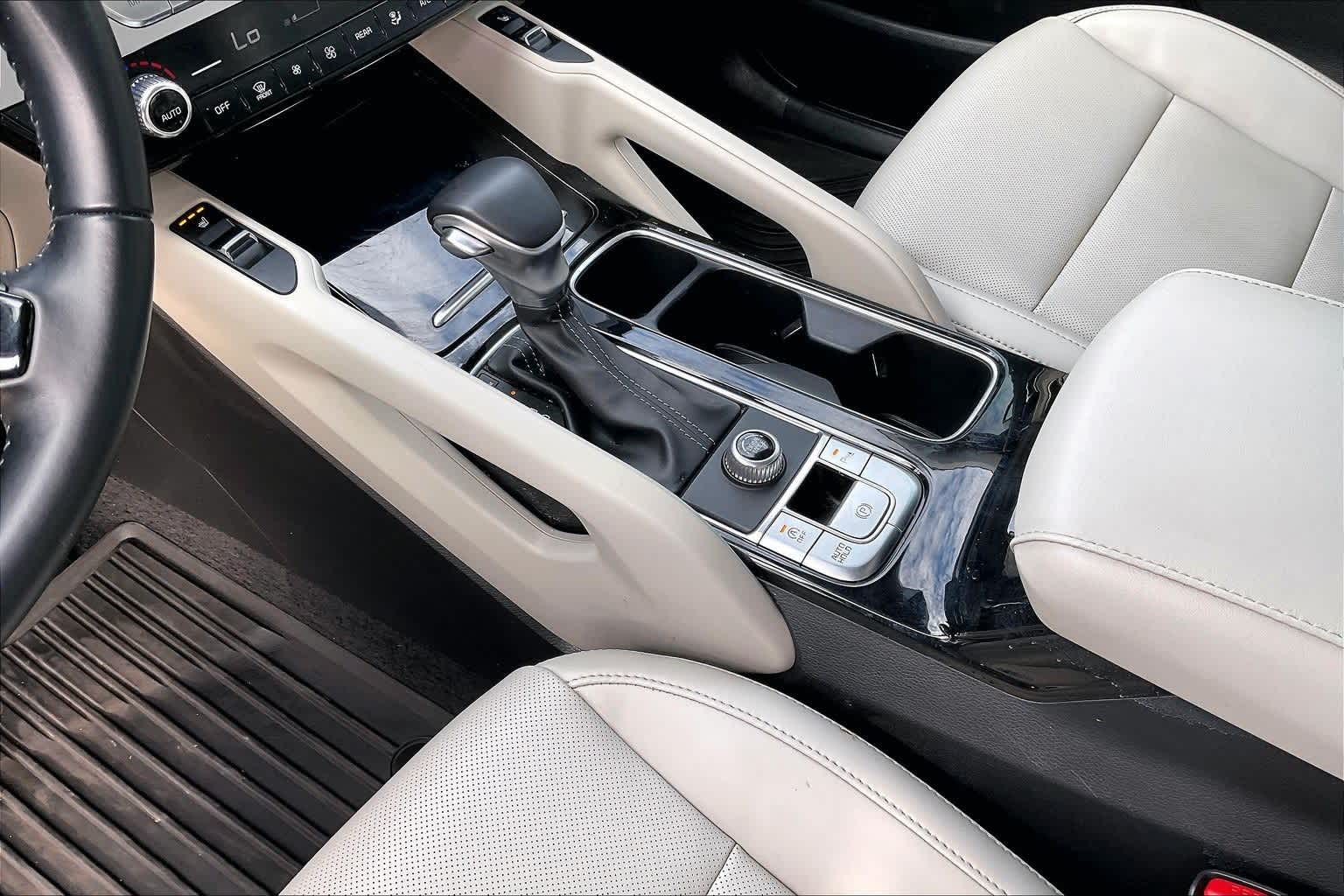 Thumbnail: 2024 Kia Telluride - 15