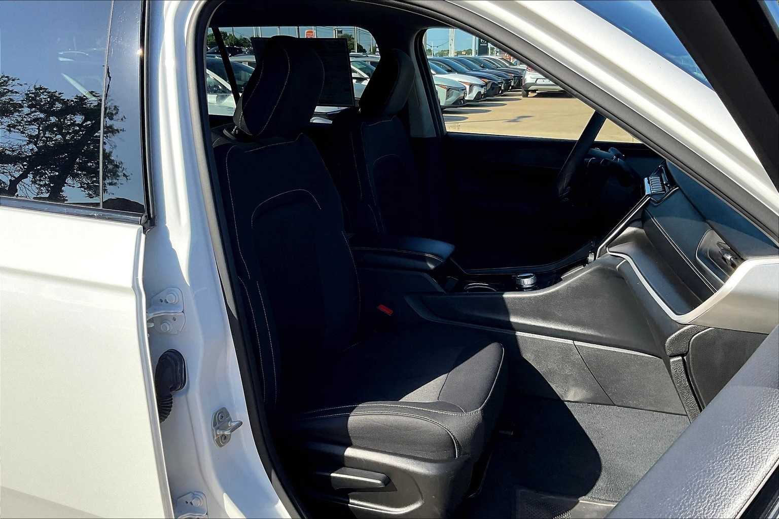 Thumbnail: 2023 Jeep Grand Cherokee - 13