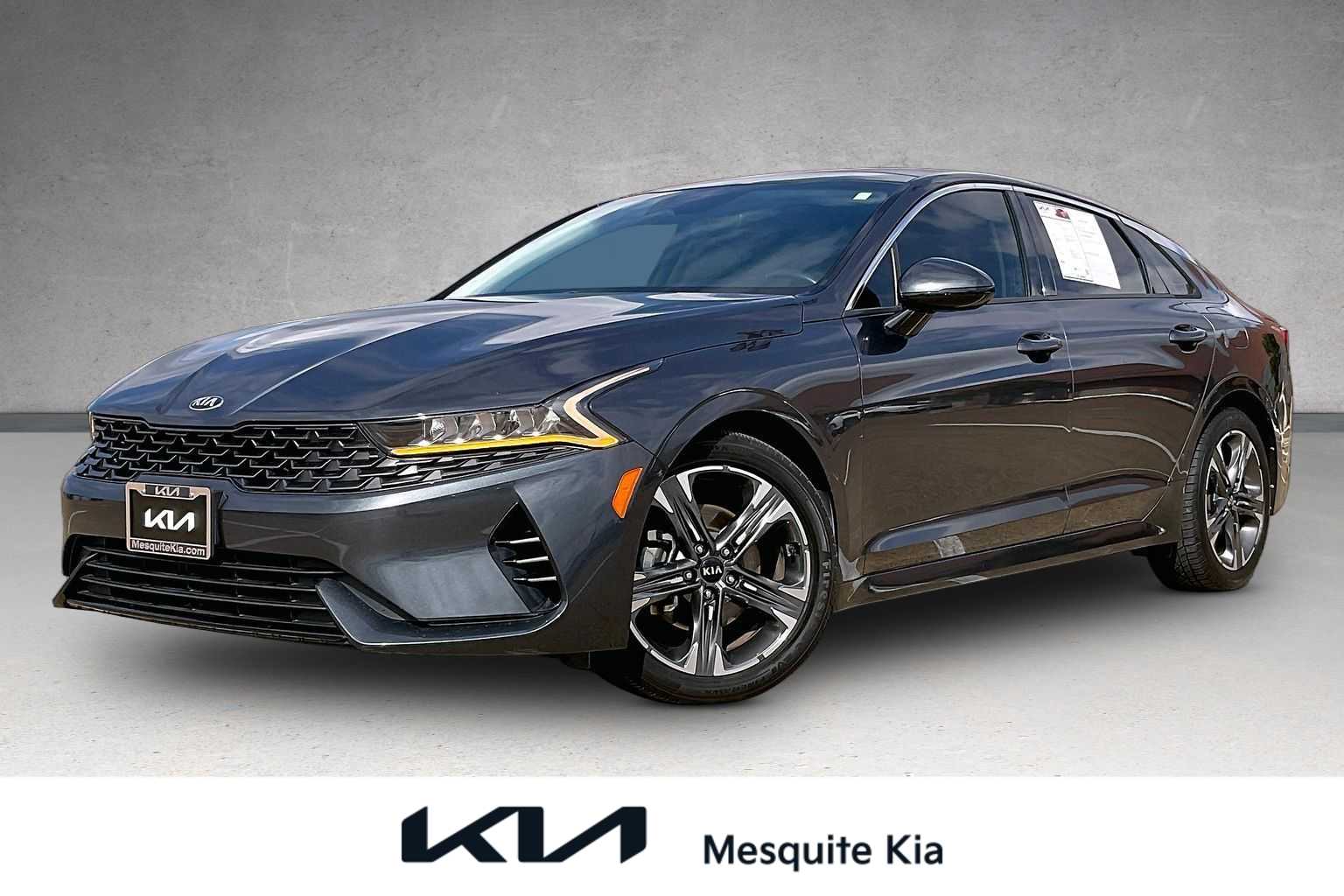 Thumbnail: 2021 Kia K5 - 1