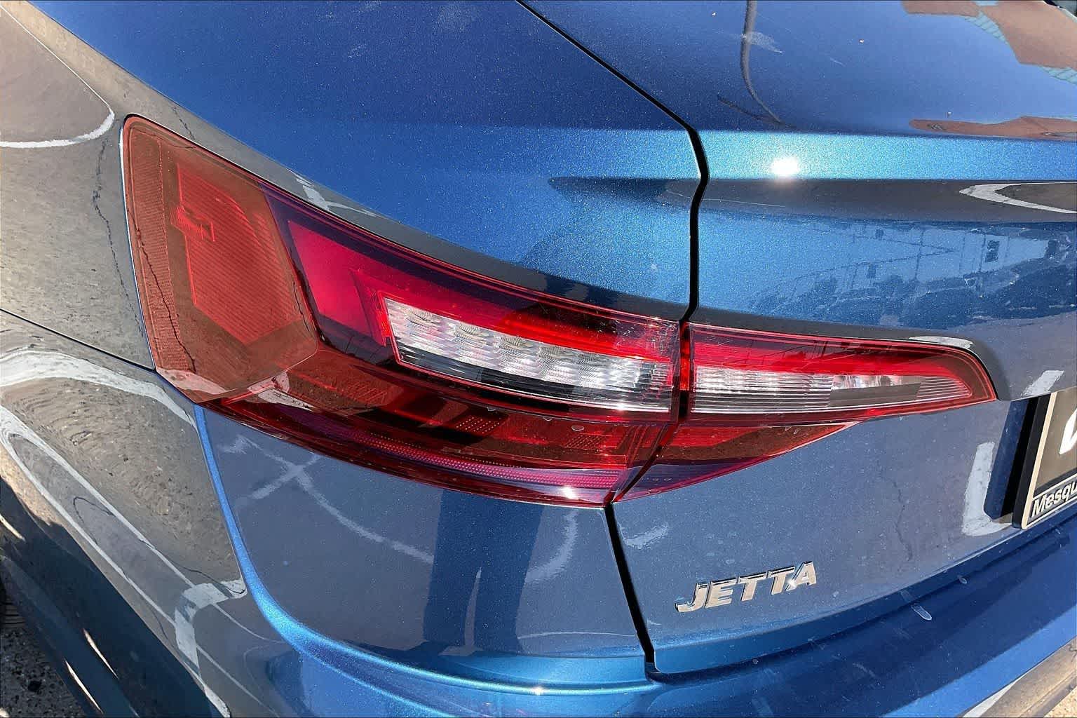 Thumbnail: 2021 Volkswagen Jetta - 30