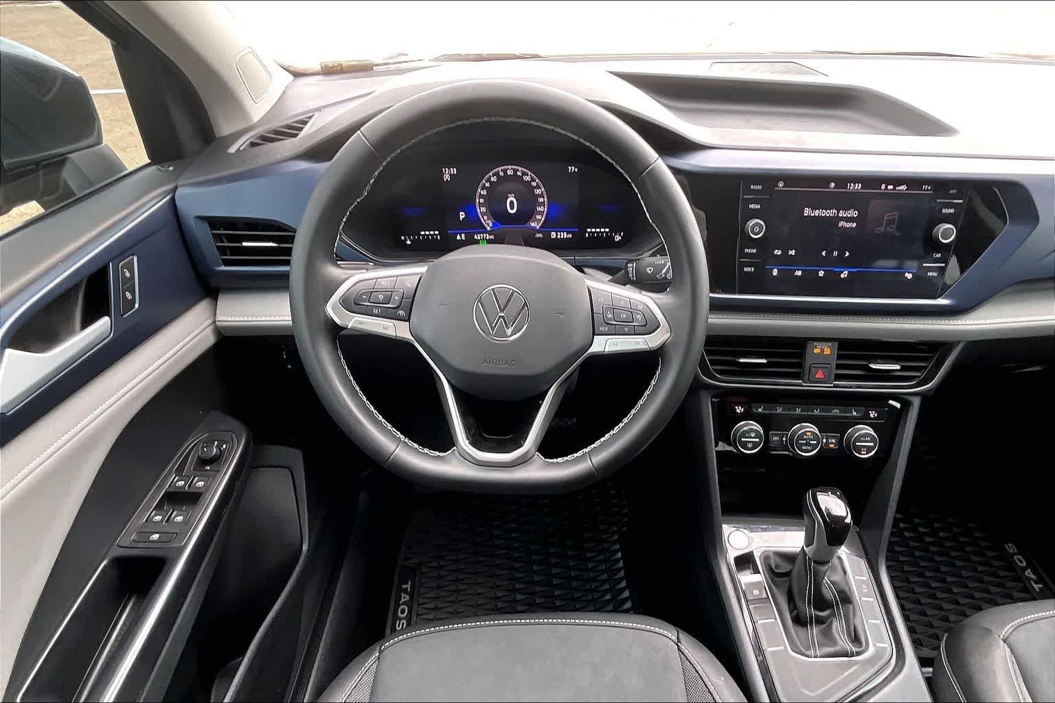 Thumbnail: 2024 Volkswagen Taos - 14