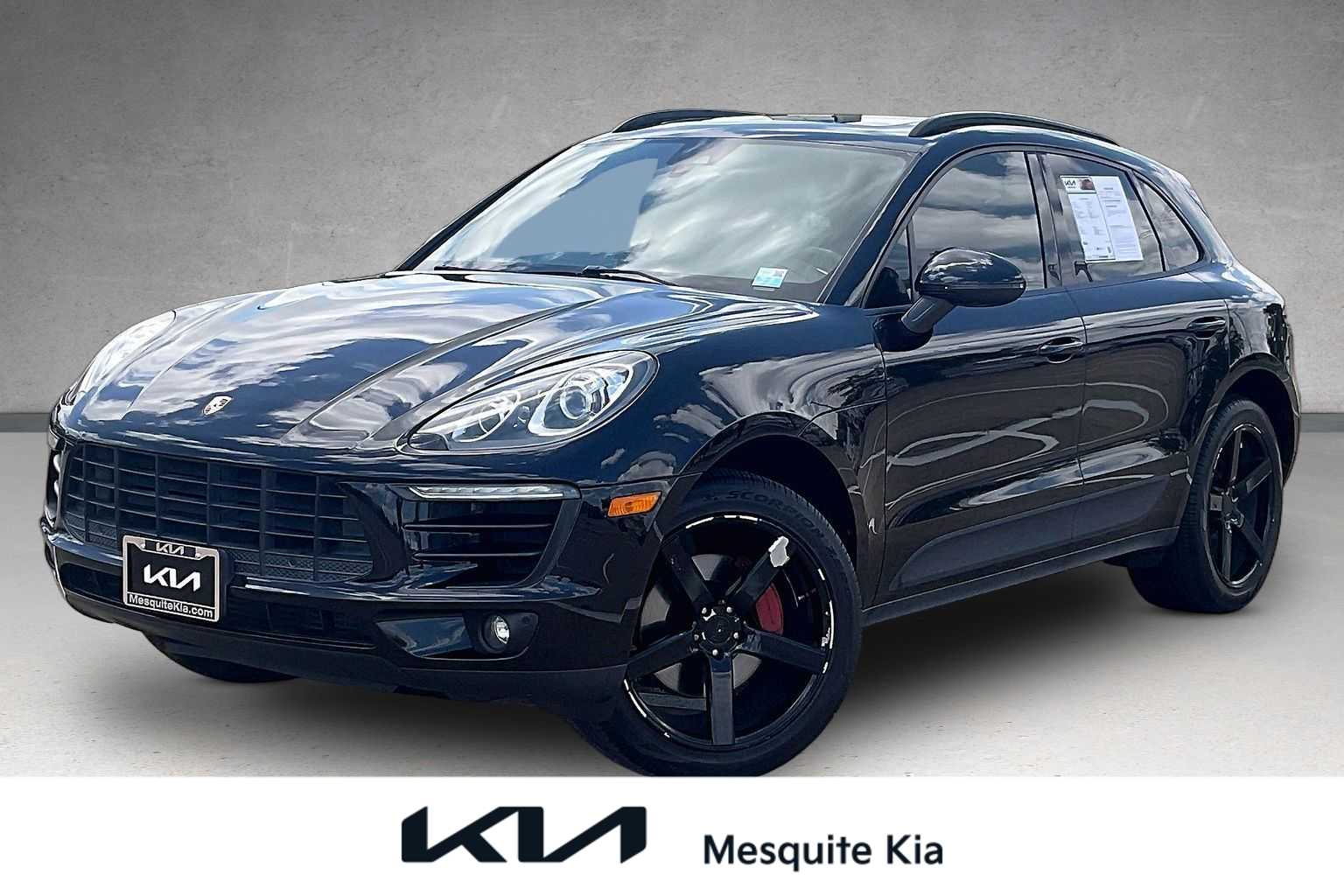 2017 Porsche Macan Base -
                  Mesquite, TX