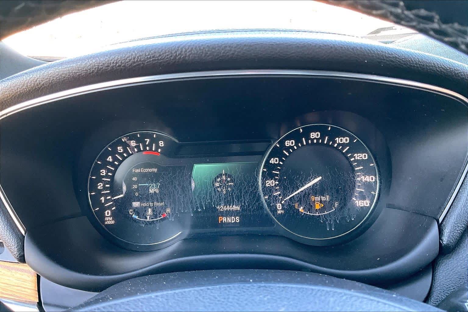 Thumbnail: 2015 Lincoln MKC - 17