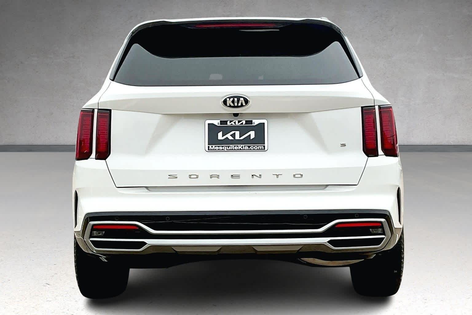 Thumbnail: 2021 Kia Sorento - 5