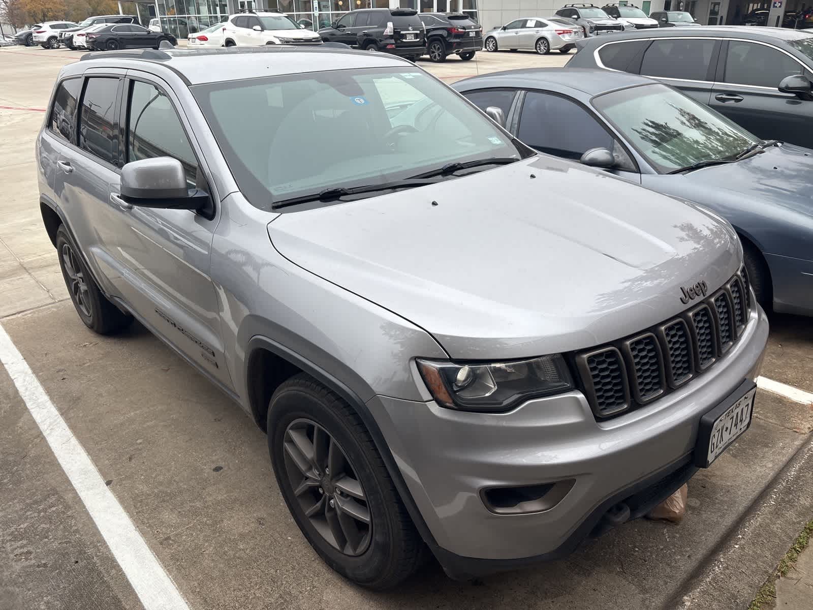 Thumbnail: 2016 Jeep Grand Cherokee - 2