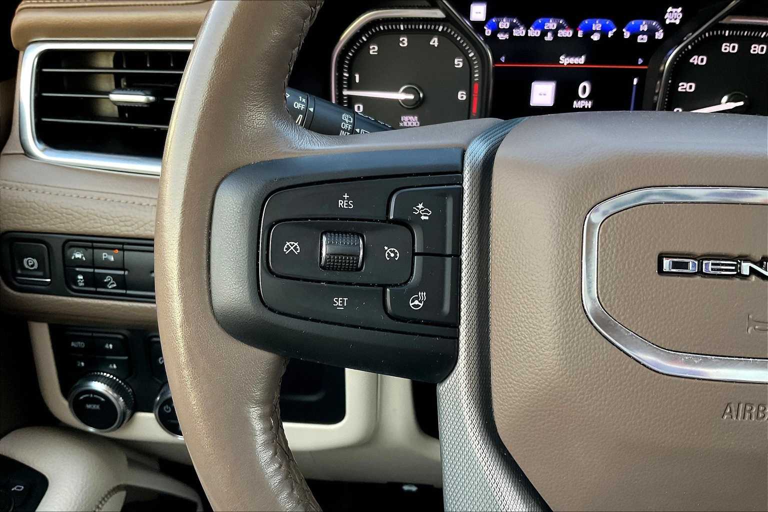 Thumbnail: 2021 GMC Yukon - 24