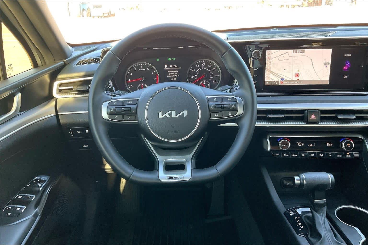 Thumbnail: 2024 Kia K5 - 14