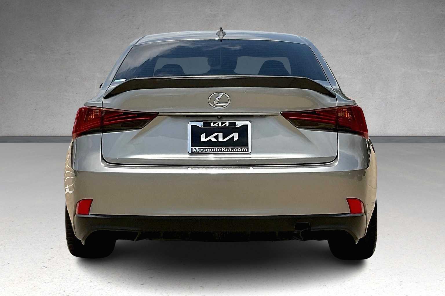 2017 Lexus IS 300 5