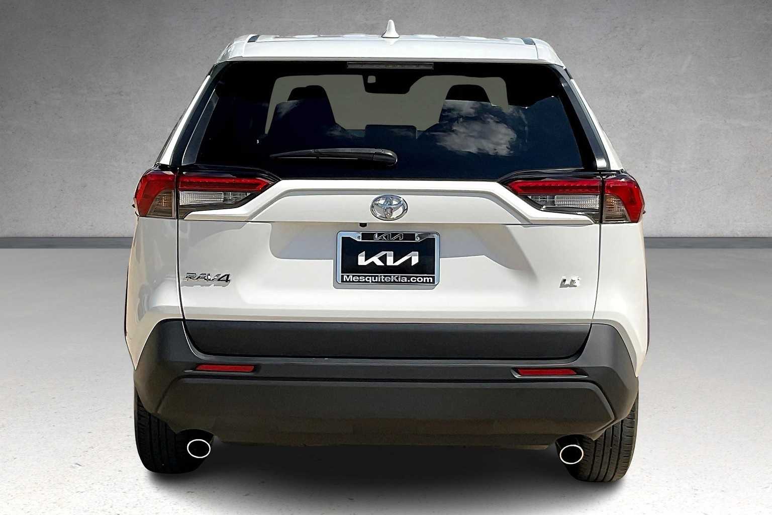 Thumbnail: 2024 Toyota RAV4 - 5