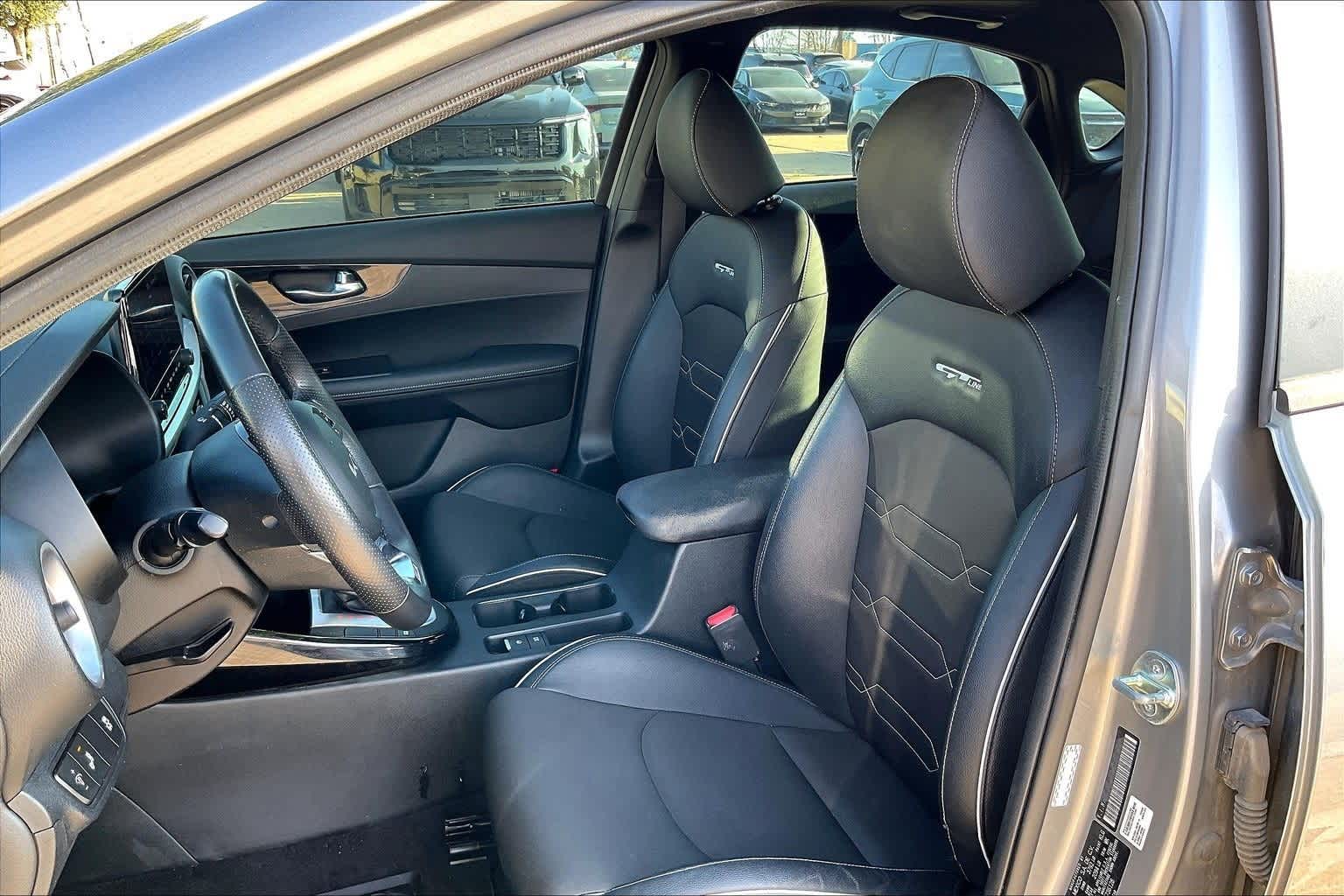 Thumbnail: 2024 Kia Forte - 11