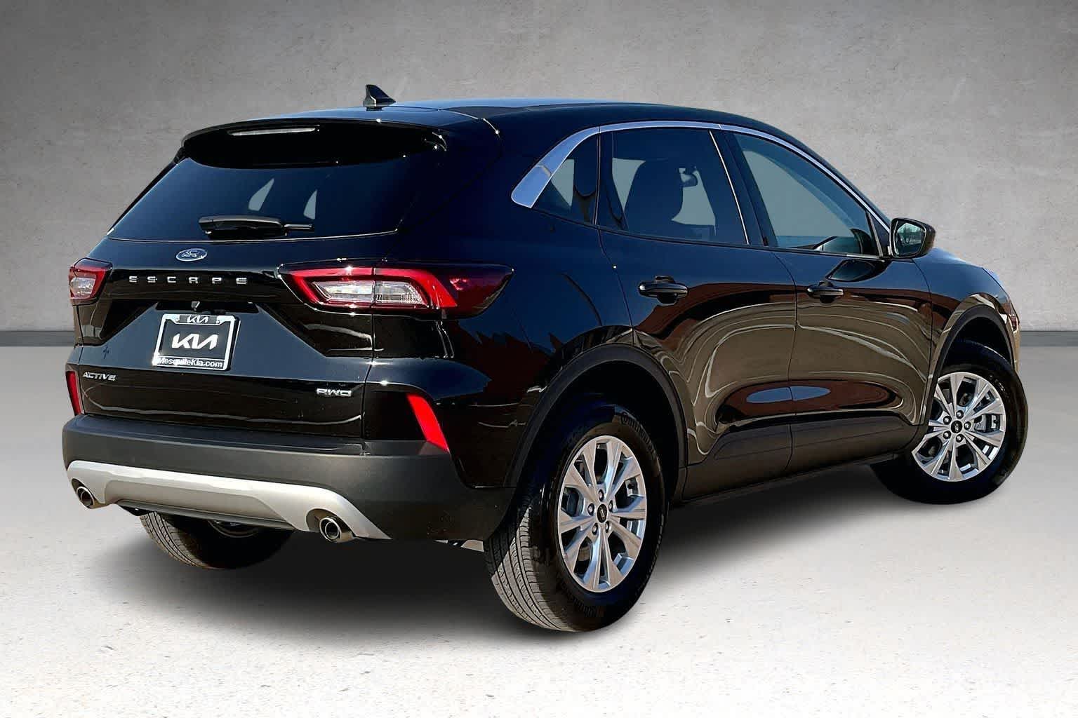 Thumbnail: 2024 Ford Escape - 22