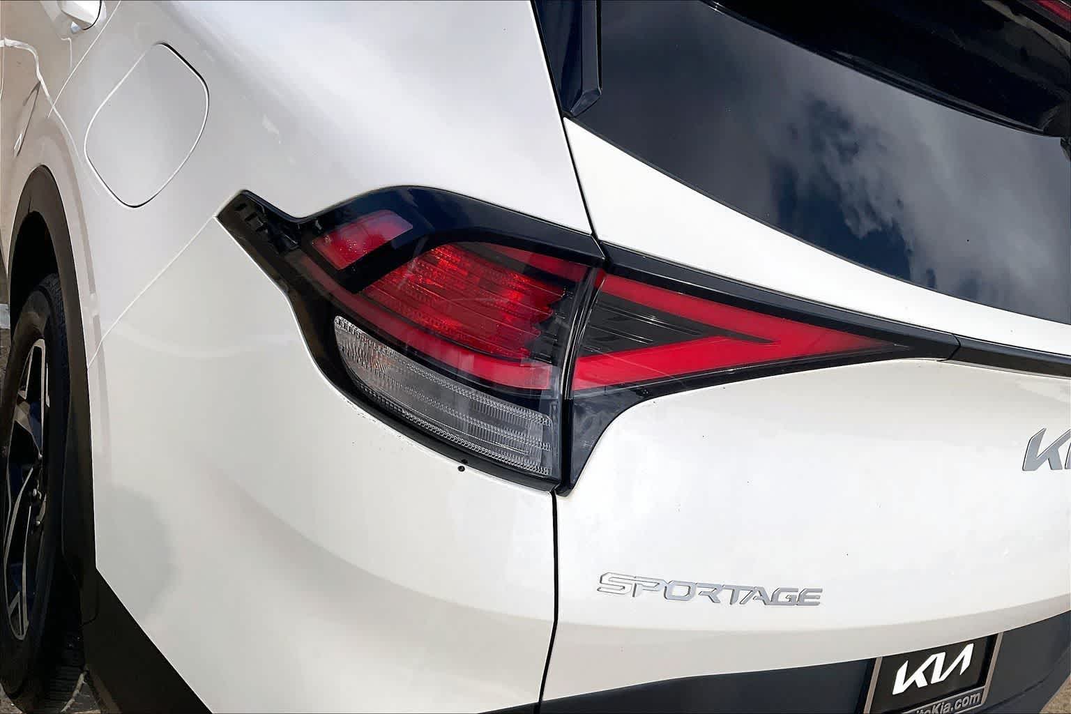 Thumbnail: 2023 Kia Sportage - 31