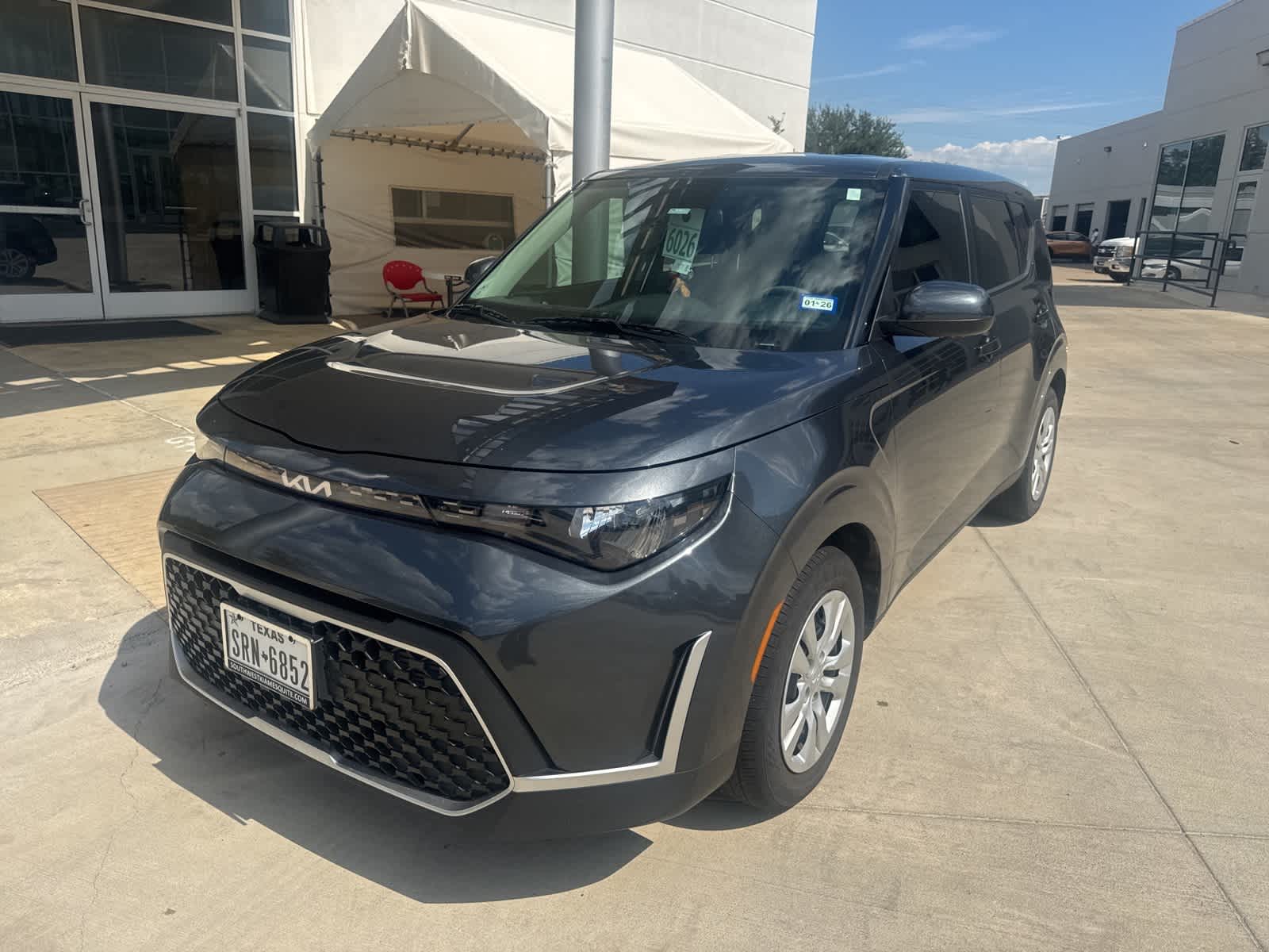2023 Kia Soul LX photo 2