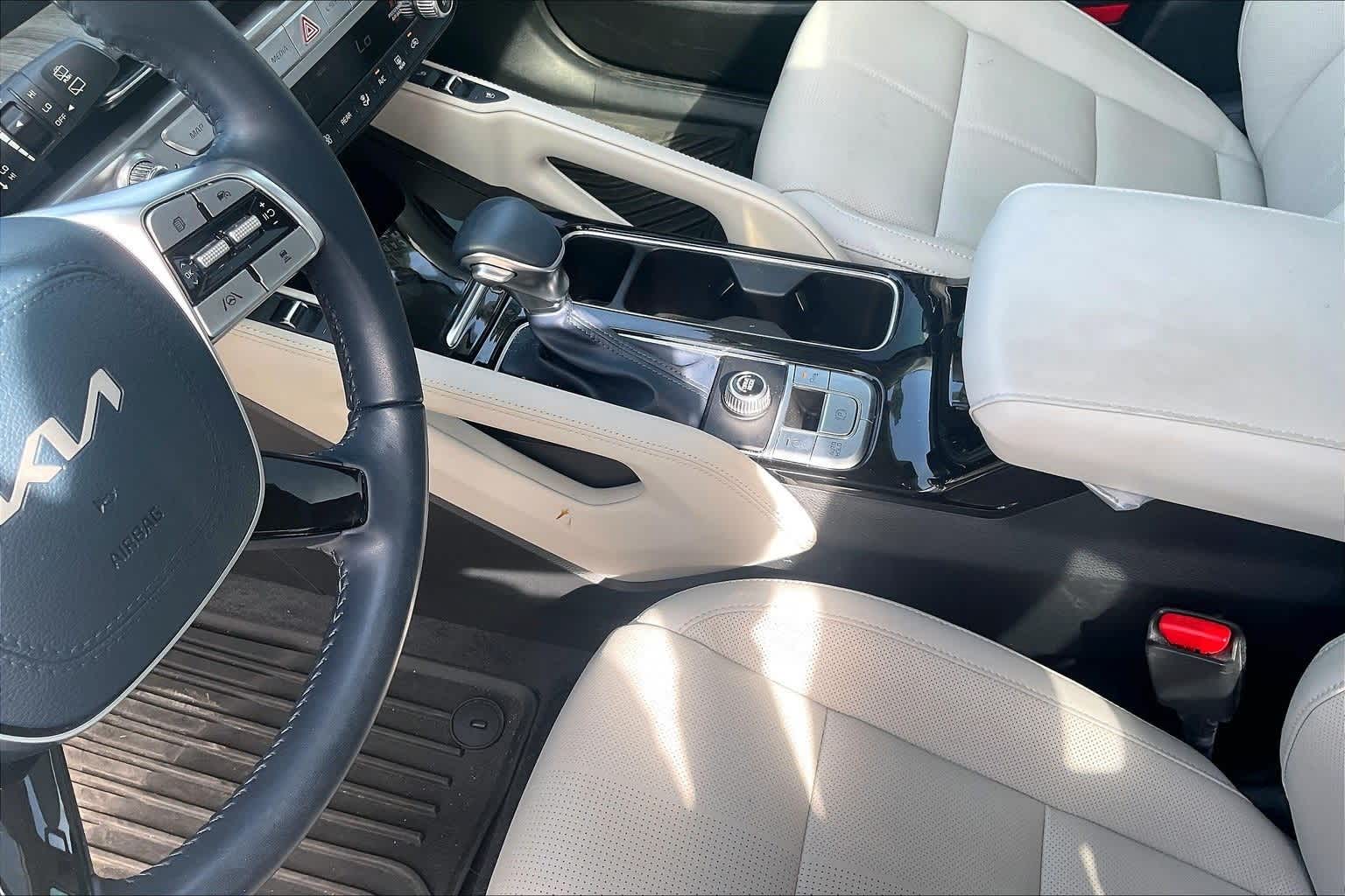 Thumbnail: 2025 Kia Telluride - 15