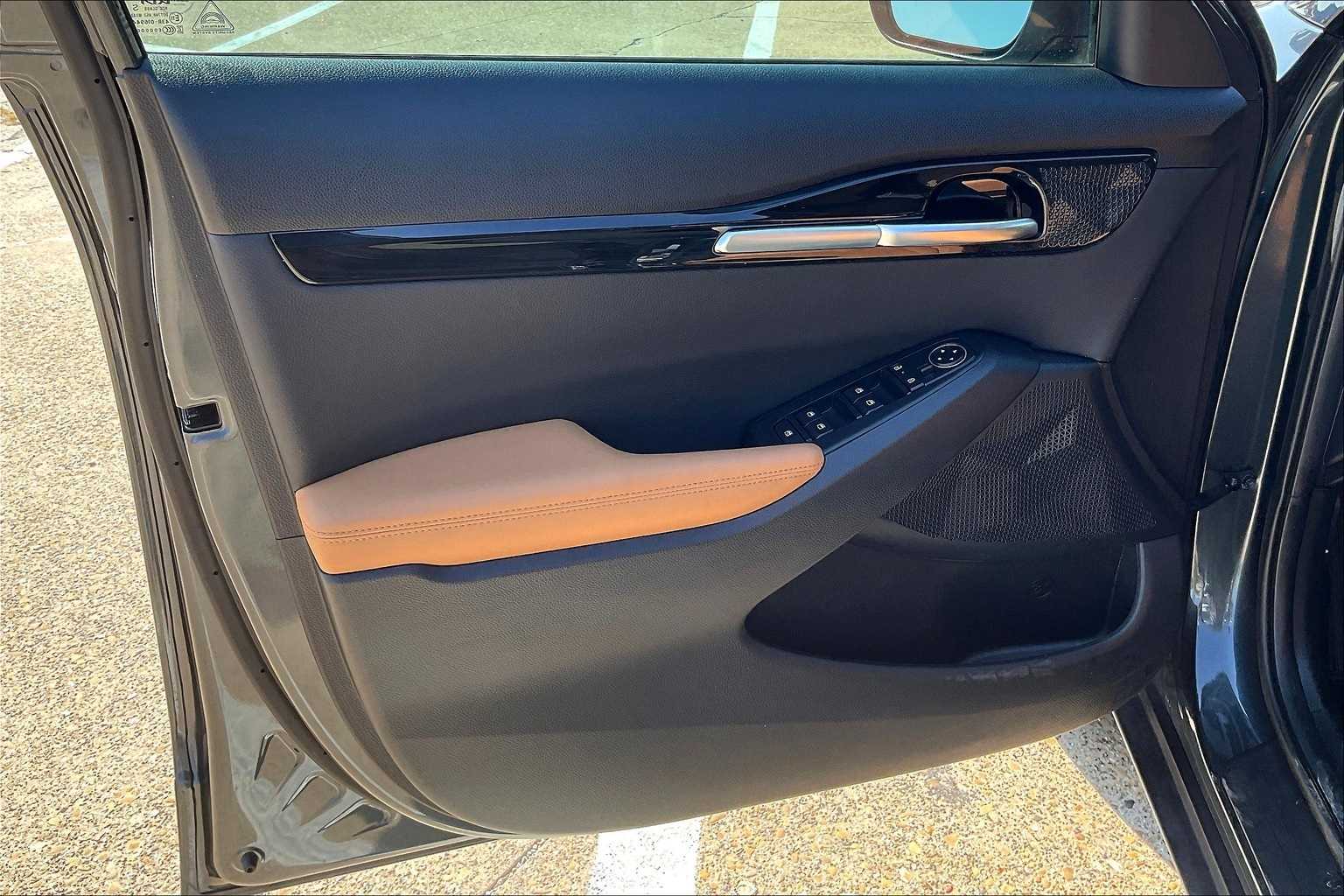 Thumbnail: 2024 Kia Seltos - 27