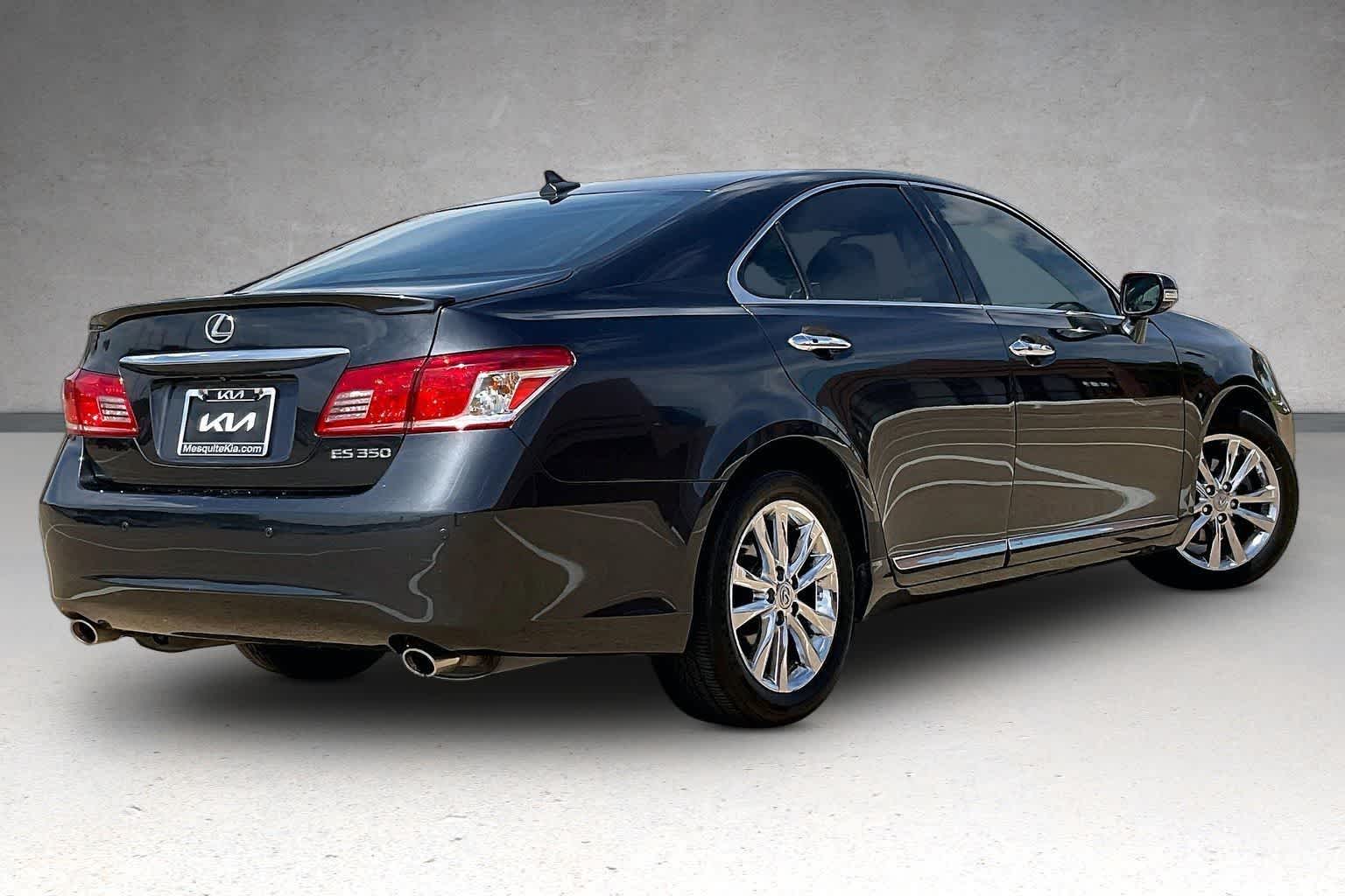 Thumbnail: 2011 Lexus ES - 20