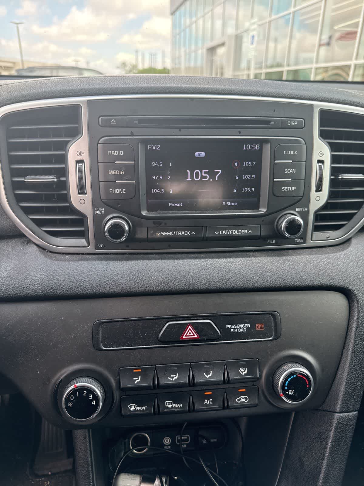 Thumbnail: 2019 Kia Sportage - 5