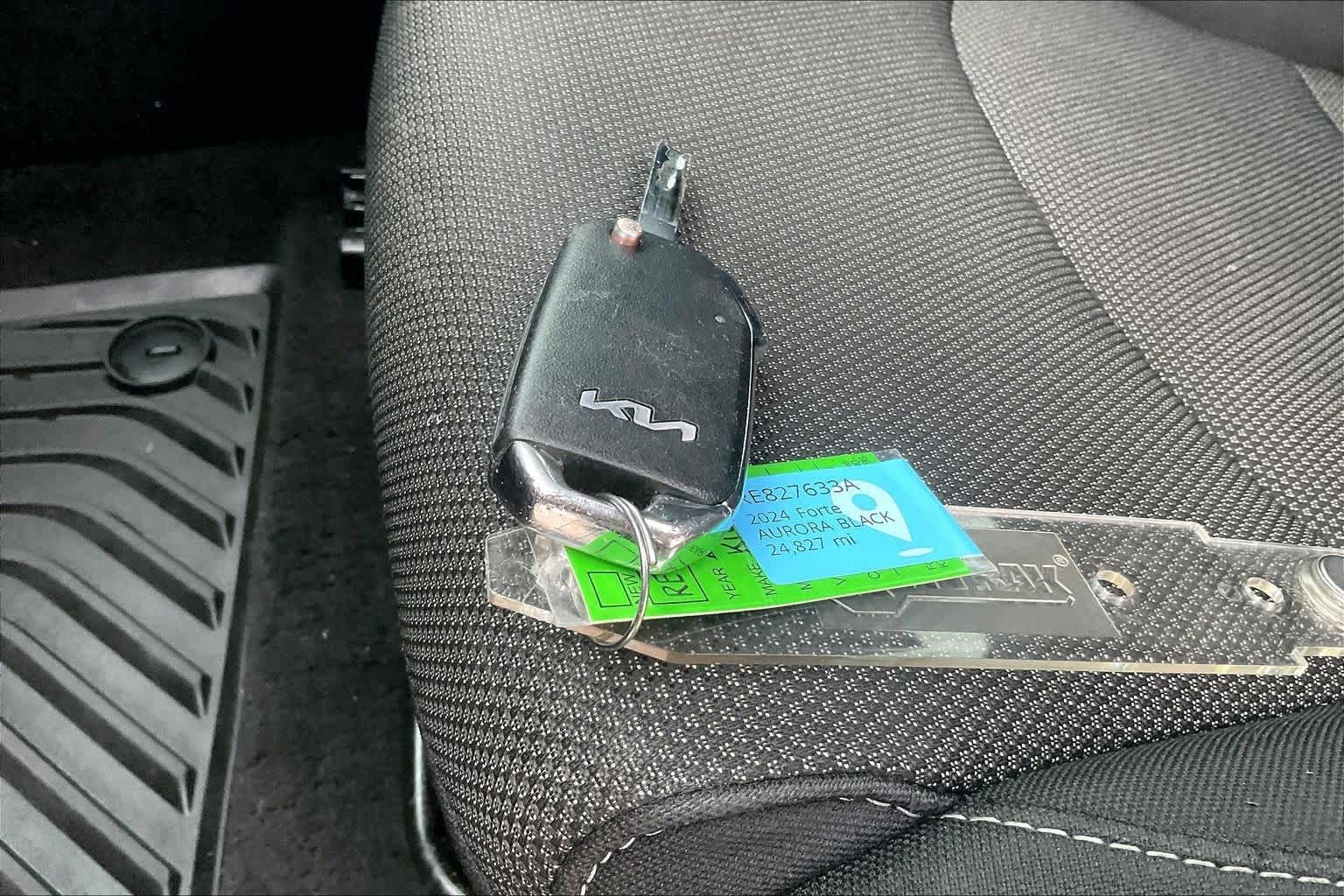 Thumbnail: 2024 Kia Forte - 18