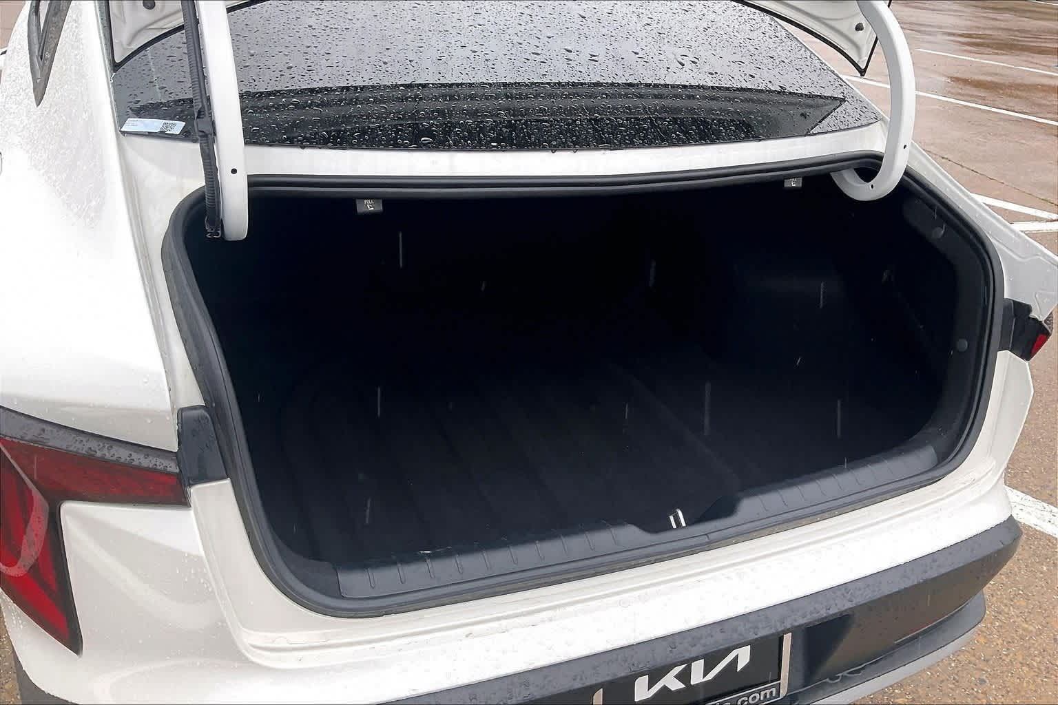 Thumbnail: 2025 Kia K4 - 17