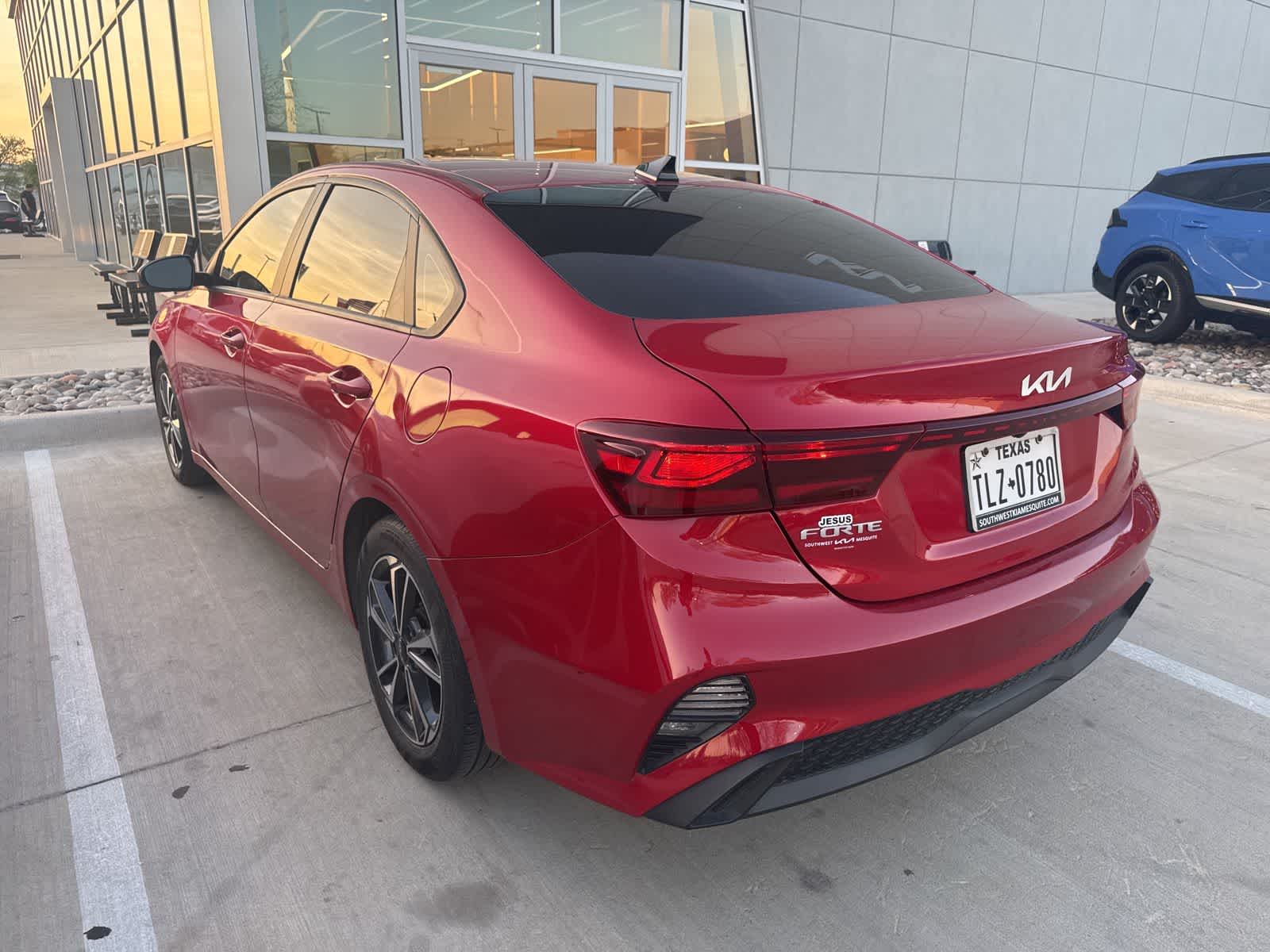 Thumbnail: 2023 Kia Forte - 5