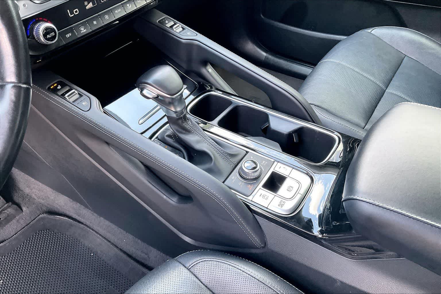 Thumbnail: 2022 Kia Telluride - 14