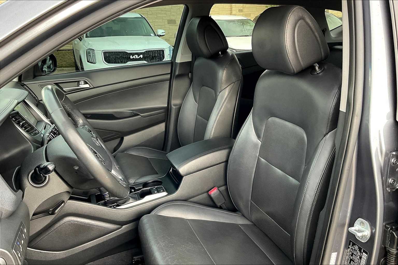 Thumbnail: 2016 Hyundai Tucson - 11