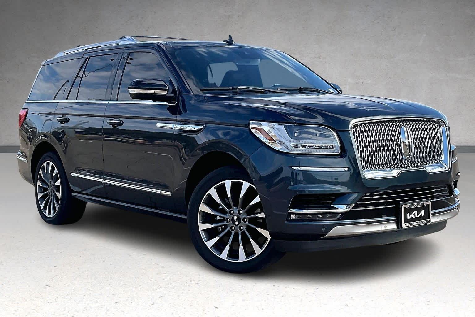 Thumbnail: 2021 Lincoln Navigator - 20