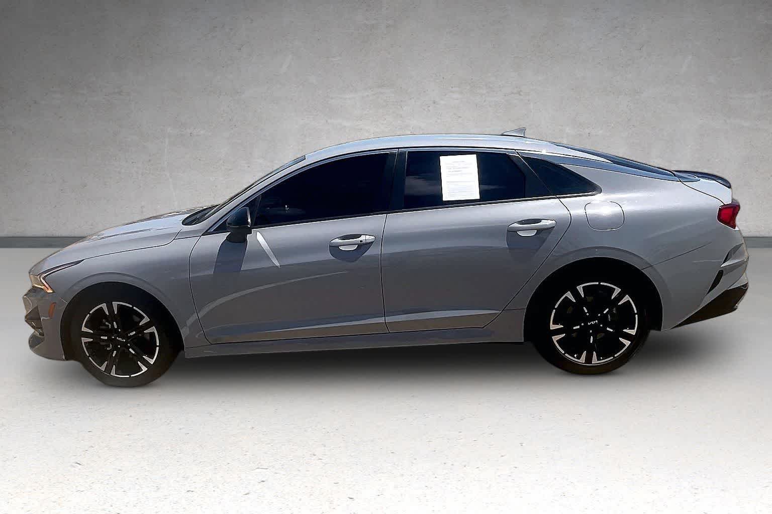 Thumbnail: 2023 Kia K5 - 3