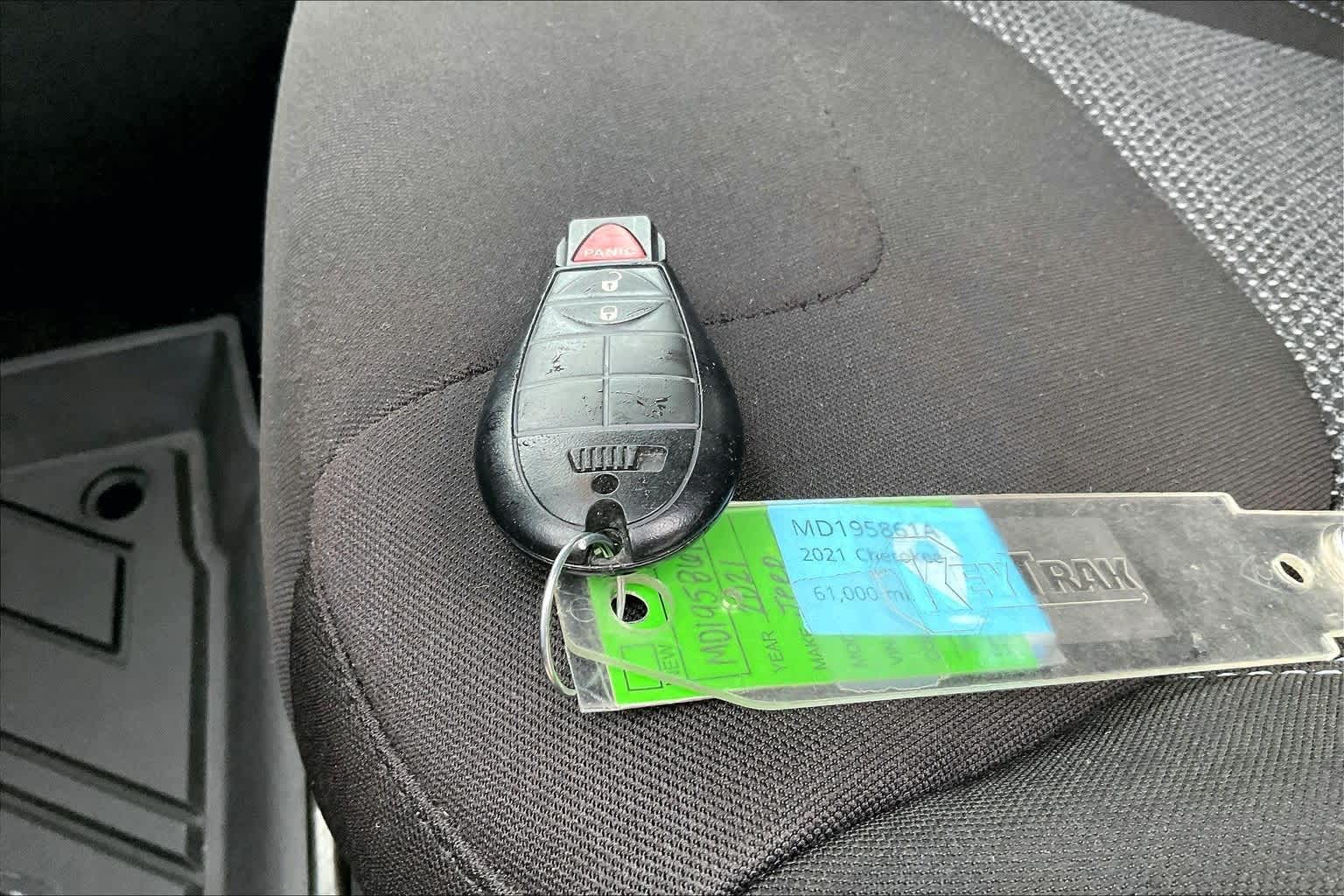 Thumbnail: 2021 Jeep Cherokee - 19