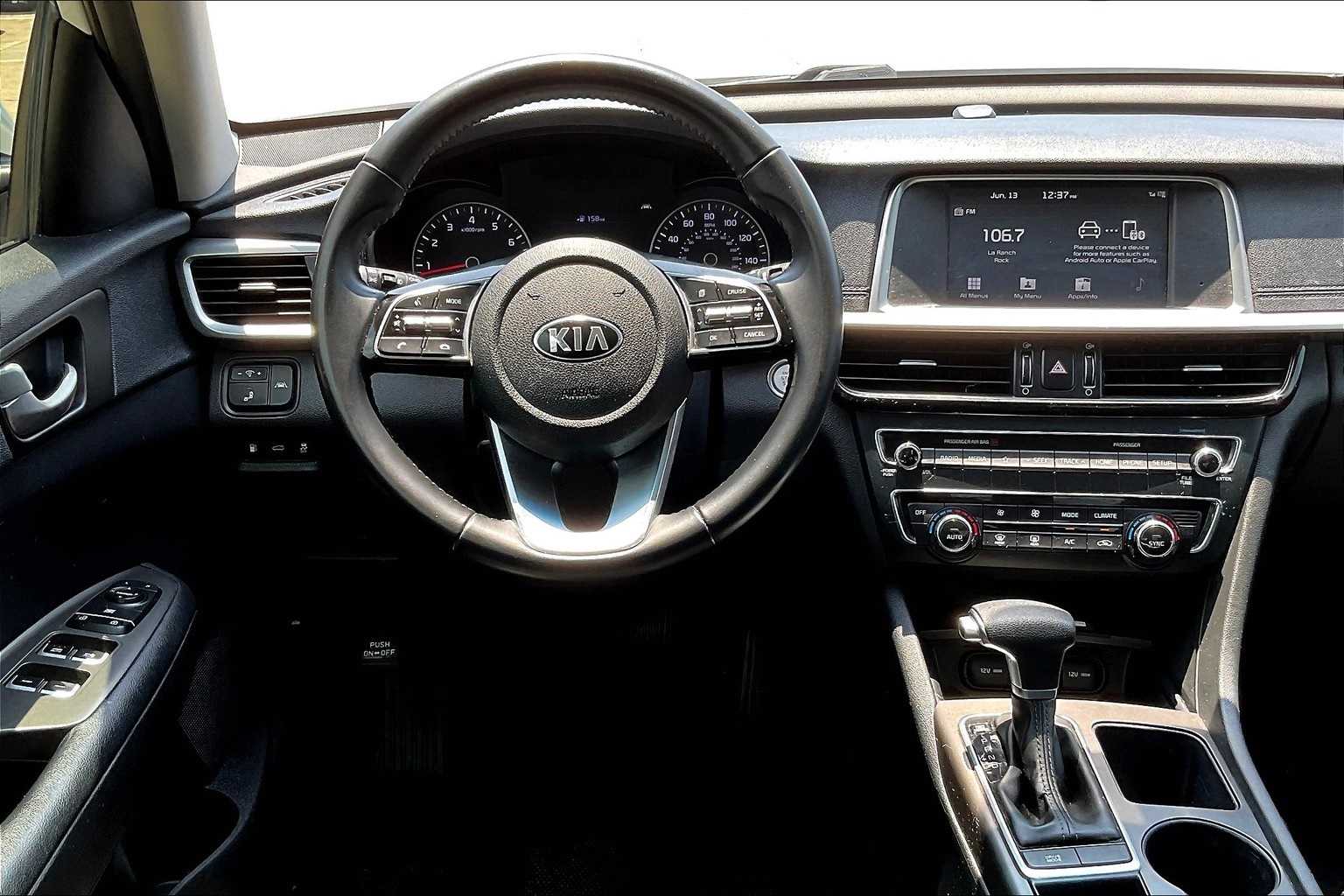 2019 Kia Optima S 14