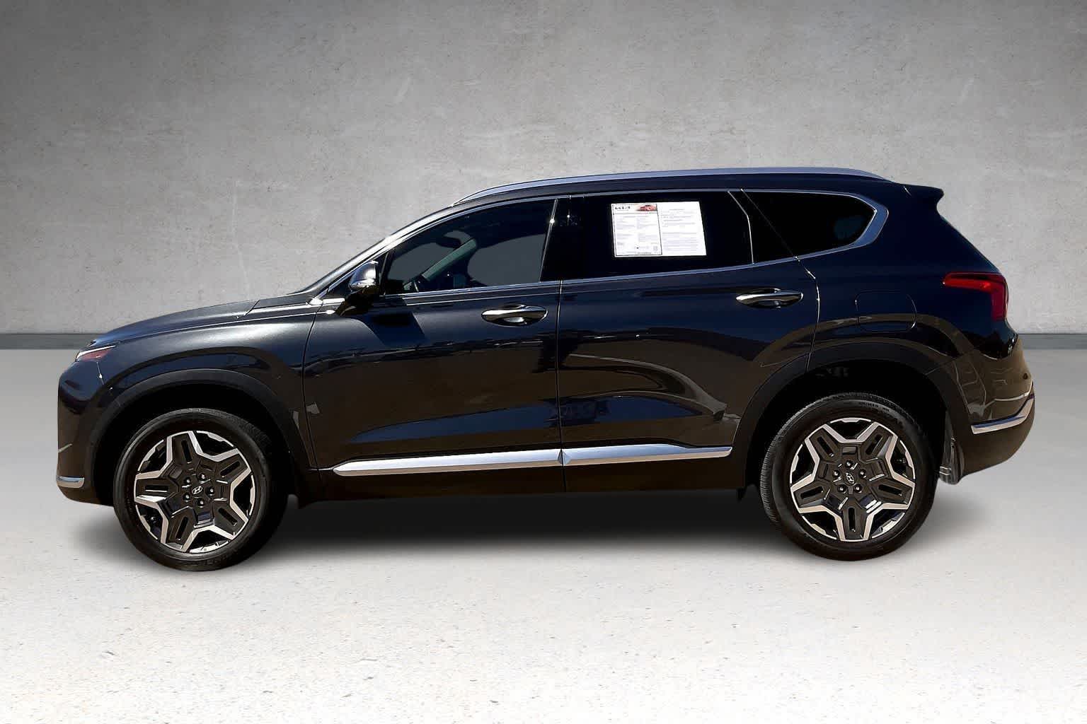 Thumbnail: 2023 Hyundai Santa Fe - 3