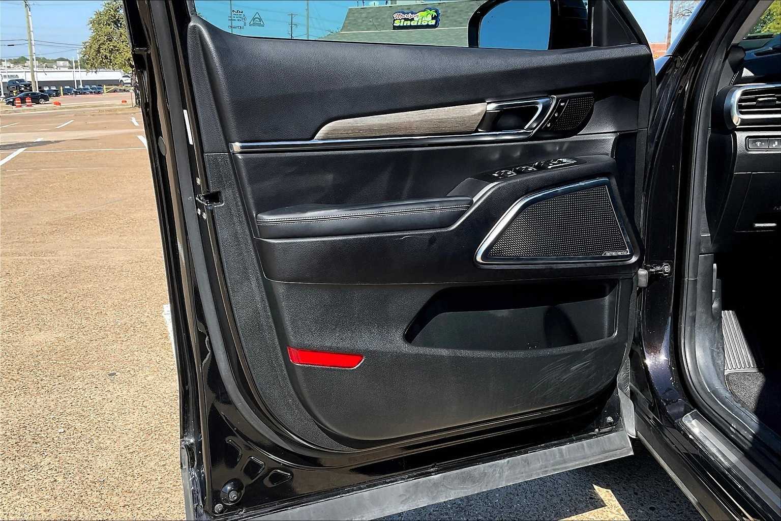 Thumbnail: 2022 Kia Telluride - 27