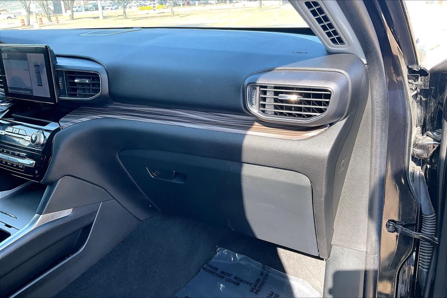 Thumbnail: 2023 Ford Explorer - 23