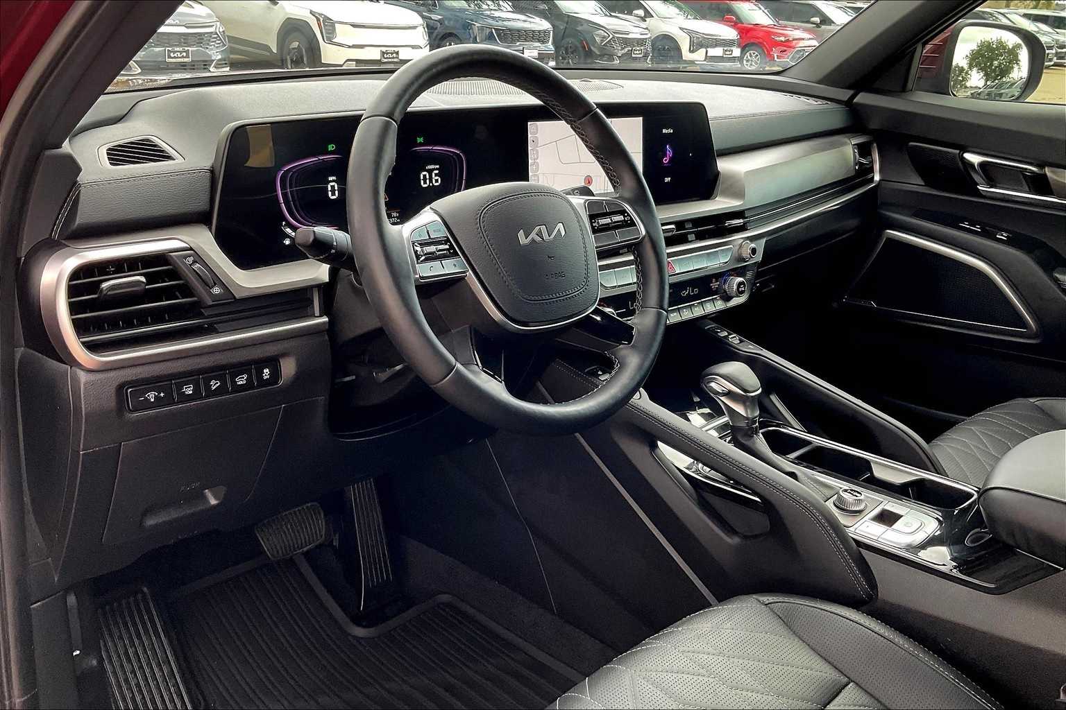 2024 Kia Telluride EX X-Line photo 2