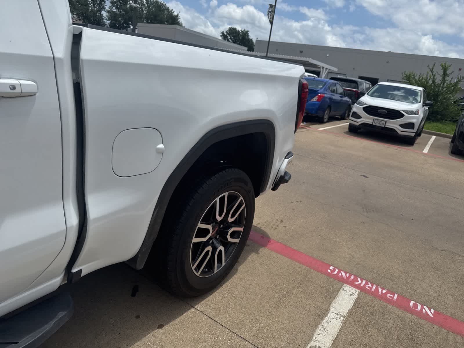 Thumbnail: 2019 GMC Sierra 1500 - 3
