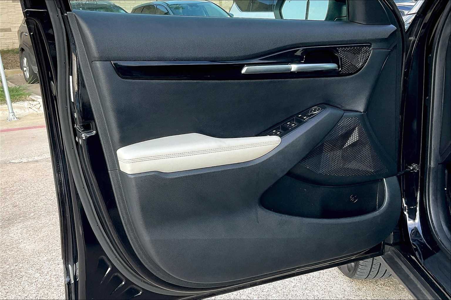 Thumbnail: 2022 Kia Seltos - 26