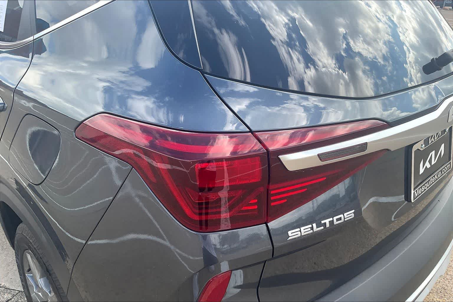 Thumbnail: 2023 Kia Seltos - 31