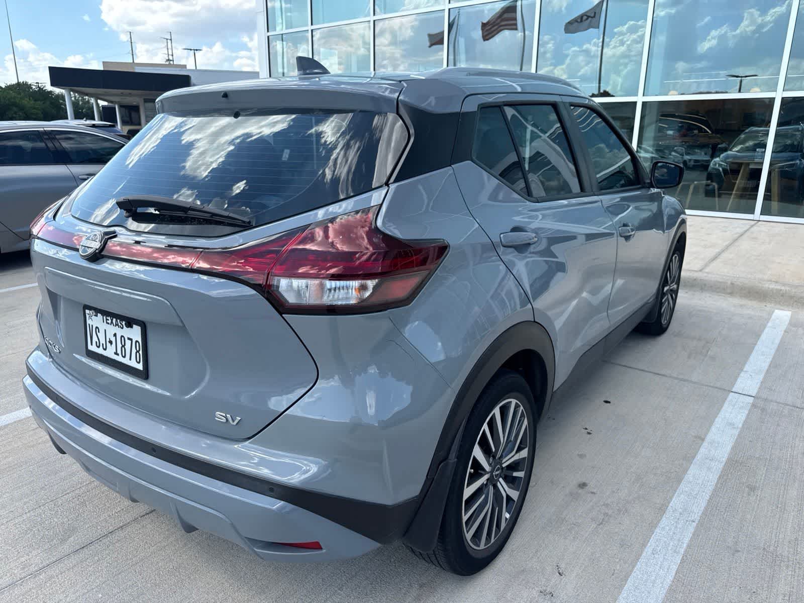 Thumbnail: 2022 Nissan Kicks - 6