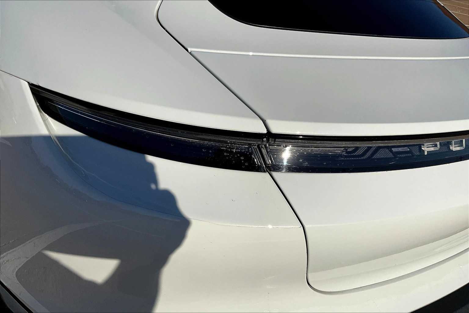 Thumbnail: 2020 Porsche Taycan - 31