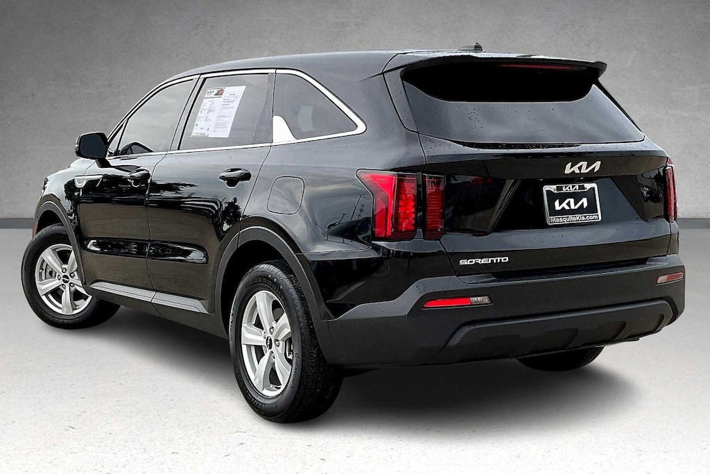 Certified 2023 Kia Sorento LX SUV